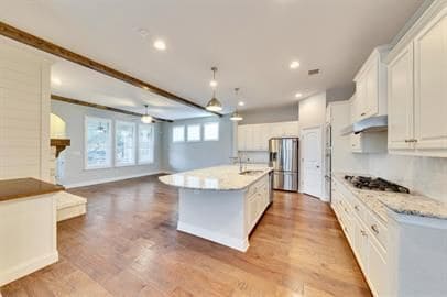 Foto del edificio - 5213 Buchanan Draw Rd