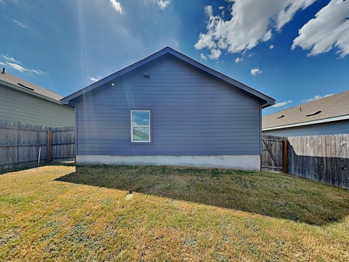 Building Photo - 5310 Devils Rdg