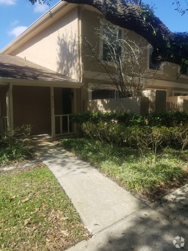 Temple Terrace Estates Apartments for Rent with a Garage Tampa, FL