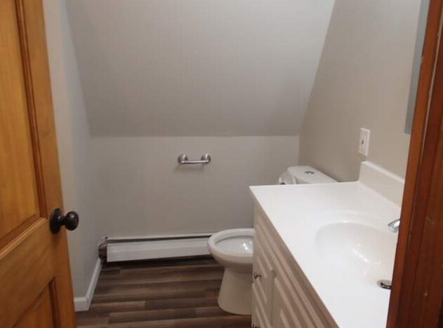 Building Photo - NOW AVAILABLE! - 3883 Willowvale Road, Mor...