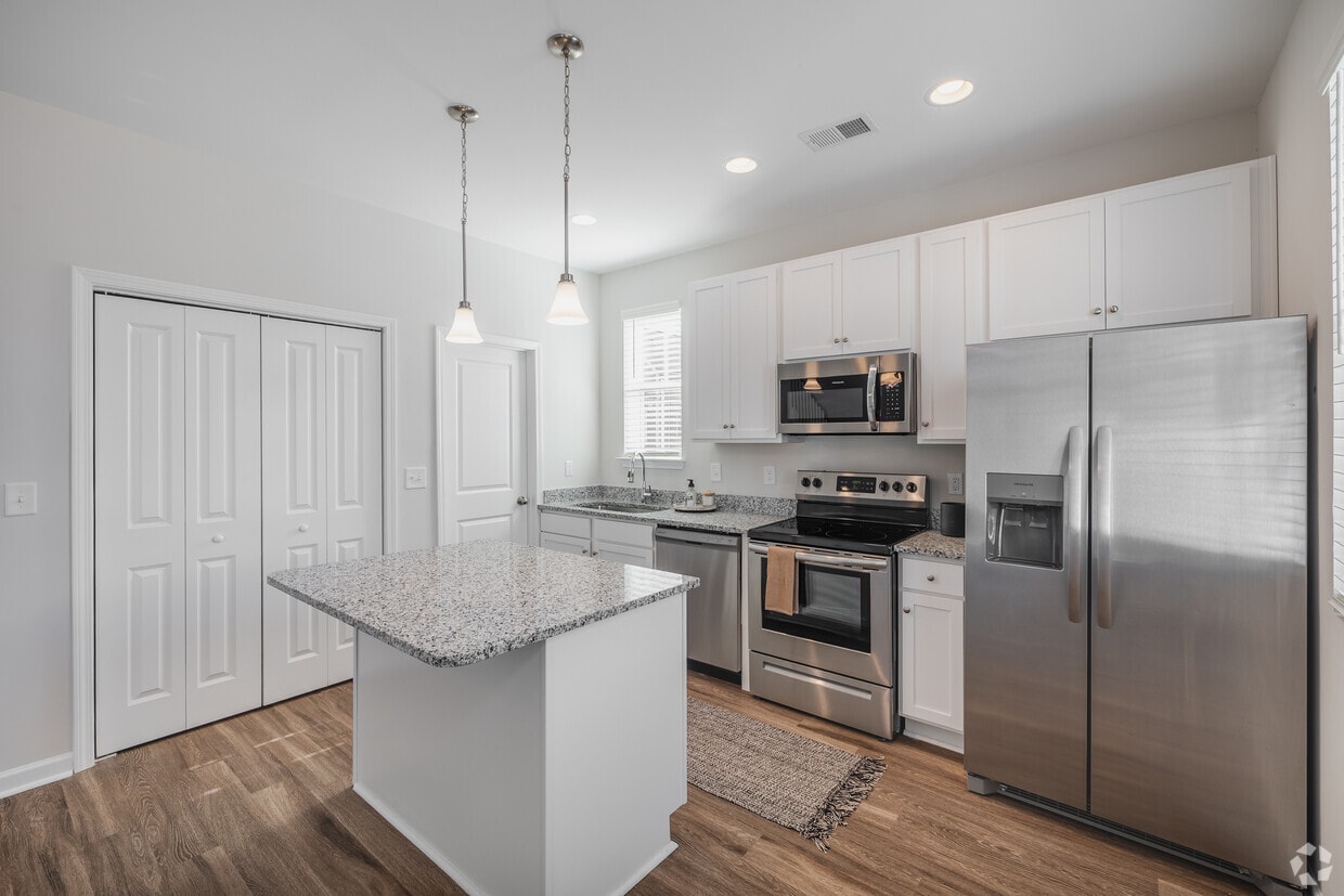 2BR, 2BA - 918SF - Kitchen - Swells Cottage Apartment Homes