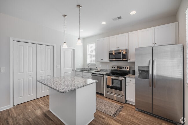 2BR, 2BA - 918SF - Kitchen - Swells Cottages Apartments