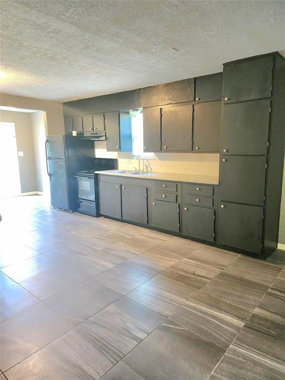 Foto del edificio - 1347 Greenoak Dr