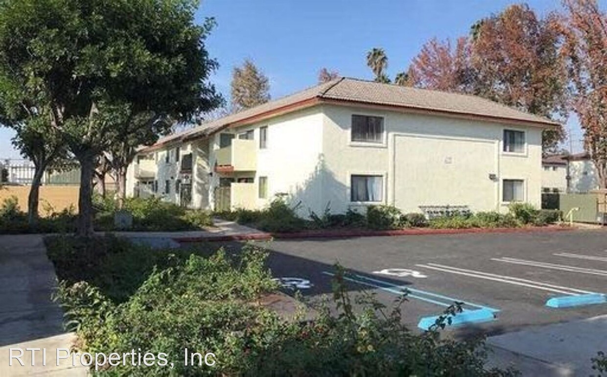 3 bedroom apartments in anaheim ca