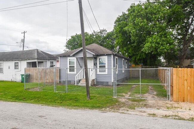 Foto del edificio - 2903 Wipprecht St