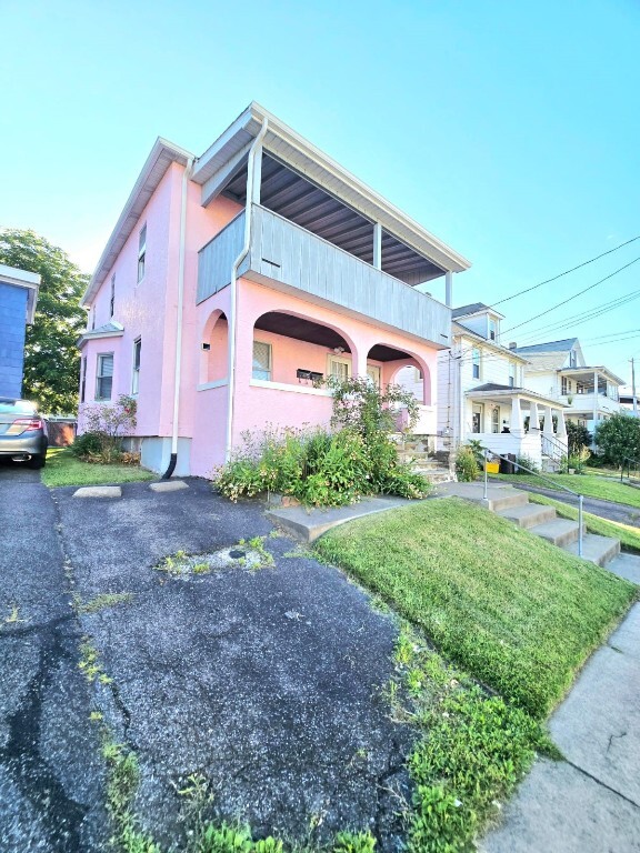 Building Photo - 223 Hill Ave