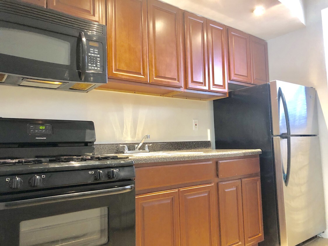 184 Fairview Ave, Jersey City, NJ 07304 Apartments in Jersey City, NJ