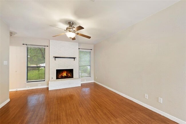 Building Photo - 3222 Tamarron Blvd