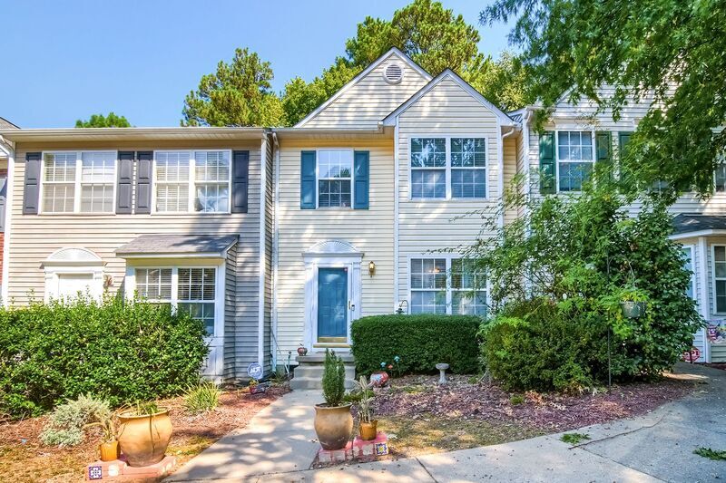 102 Climbing Ivy Ct, Cary, NC 27511 Townhome Rentals in Cary NC
