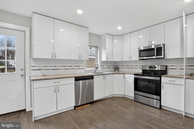 Foto del edificio - 1447 N 8th St
