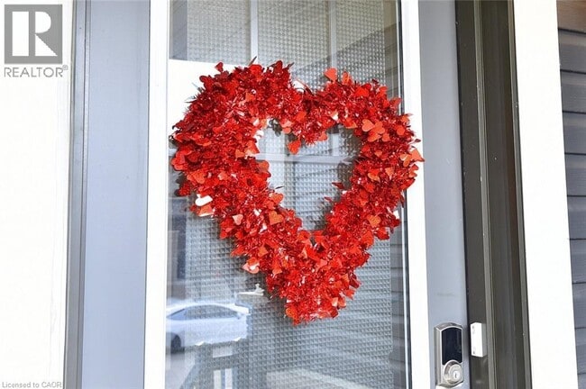 Building Photo - 20 Owl Ln.