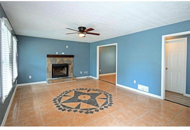 Foto del edificio - 2605 Waterford Park Dr