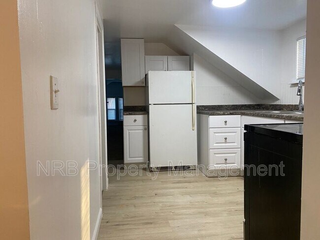 Foto del edificio - 3840 S D St
