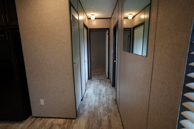 Foto del edificio - Spacious 2020 Clayton Home Awaits You just 1 mile to JSU!