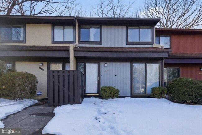 Foto del edificio - 2142 Cartwright Pl