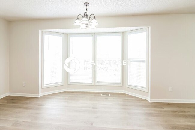 Foto del edificio - 3 Bedroom Pet-Friendly Home in Kansas City...