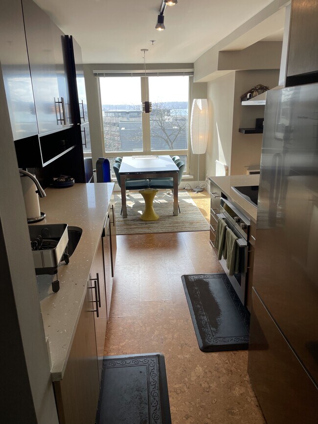 Foto del edificio - 500 5th Ave West