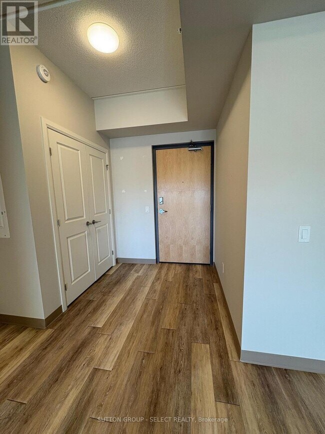 Photo du bâtiment - 99 Pond Mills Rd