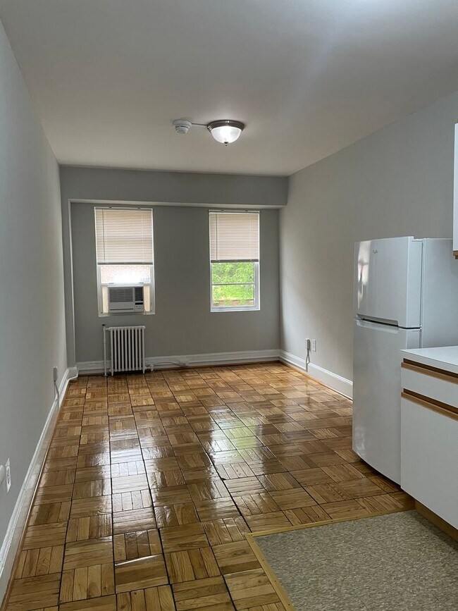 Interior Photo - Q Street Apartments