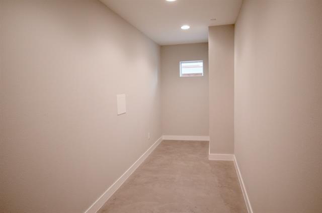 Foto del edificio - 2111 Bennett Ave