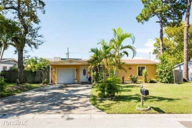 Building Photo - 3 br, 2 bath House - 2472 Nash St