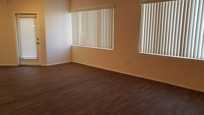 Large Living Room - 18416 Cave Creek Road