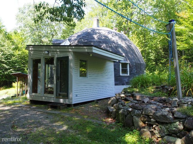 Building Photo - 1 br, 1 bath House - 260 Forest Rd