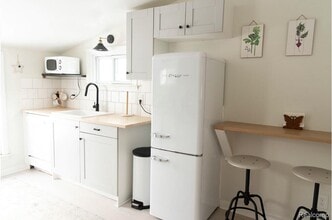 Building Photo - 22101 Nowlin St