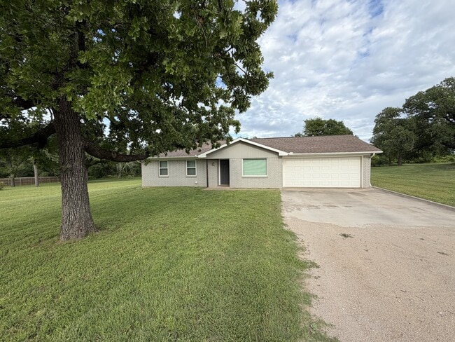 Building Photo - 509 Sage Trail