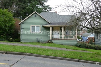 Building Photo - 602 N 65th St
