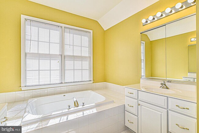 Foto del edificio - 42832 Rectors Chase Way