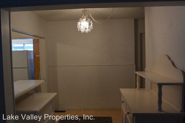 Foto del edificio - 2 br, 1 bath House - 2902 Oakland Ave.