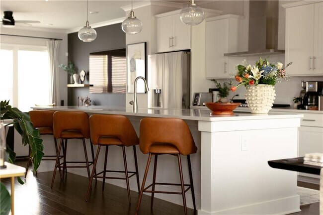Foto del edificio - 2153 Burnside Dr NW