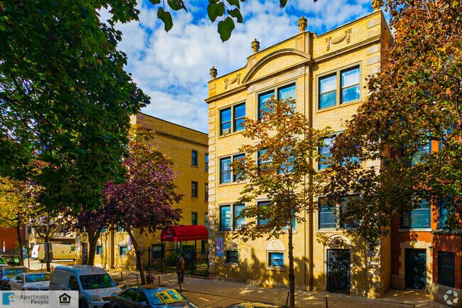 Foto del edificio - 520 W Surf St