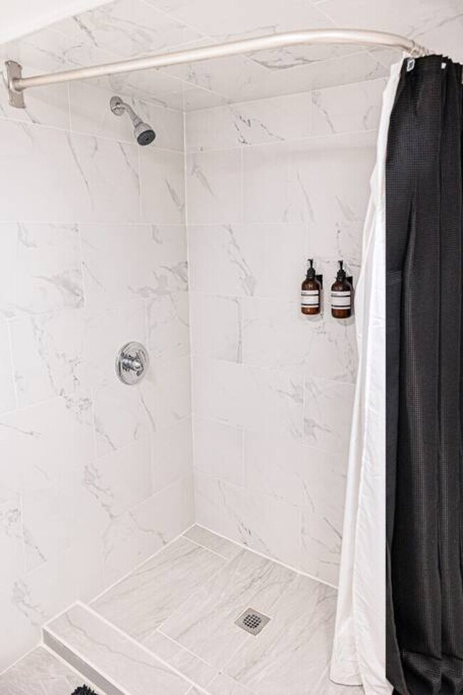 Foto del edificio - Modern Studio Getaway | 18 MINS to NYC |10...