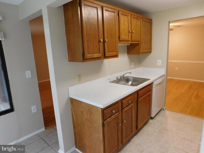 Building Photo - 18141 Chalet Dr