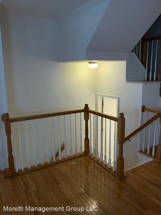Building Photo - 3 br, 3.5 bath House - 13009 Middlebrook Road