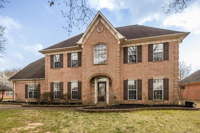 Building Photo - 115 Cottonwood Dr