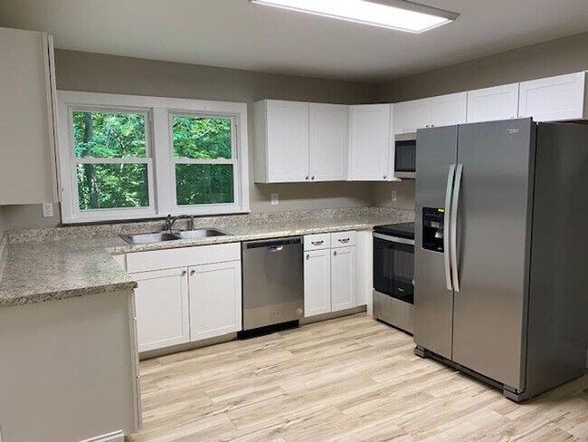 Foto del edificio - Harriman 37748 - Charming 2-bedroom, 1.5-b...