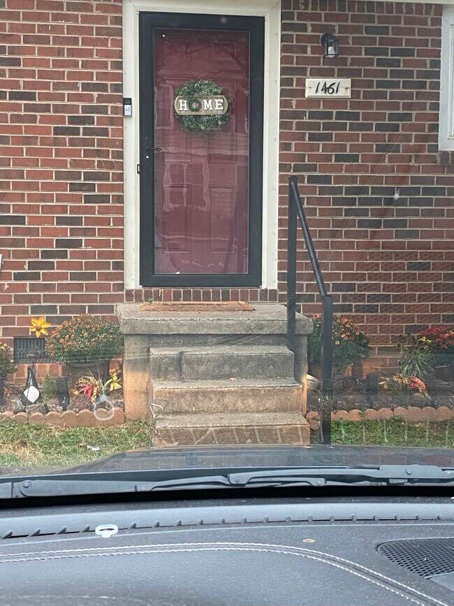 1461 Ashbourne Dr, Lynchburg, VA 24501 Townhome Rentals in Lynchburg