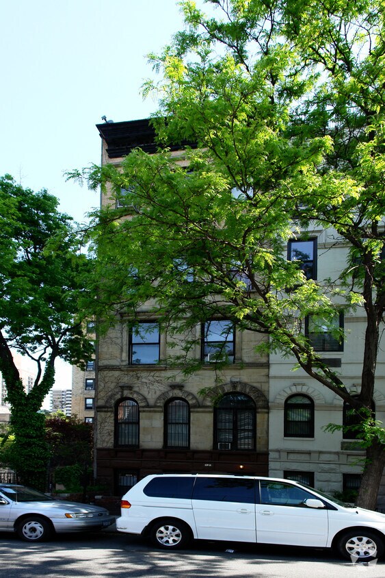Foto del edificio - 127 W 92nd St