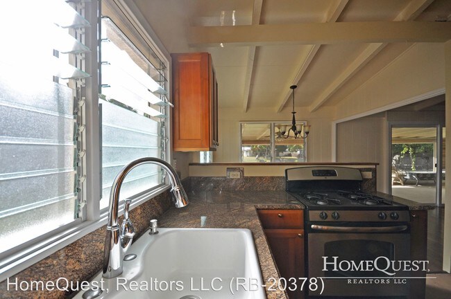 Building Photo - 3 br, 2 bath House - 676 Iana Street