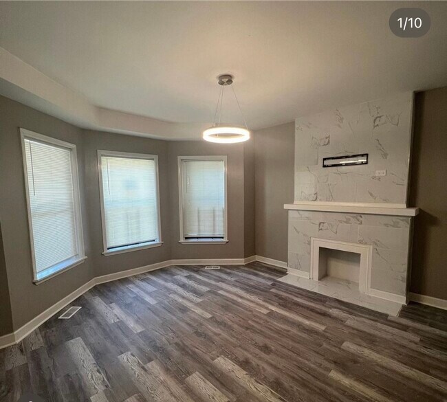 Foto del edificio - 7053 S Eberhart Ave