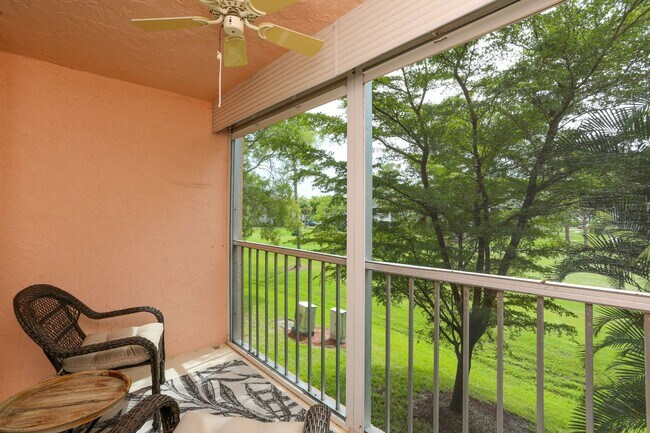 Foto del edificio - TURTLE LAKE - GOLF COURSE VIEWS - 1 BEDS /...