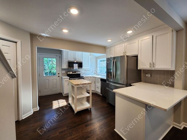 Foto del edificio - 1725 Westwood Ave SW