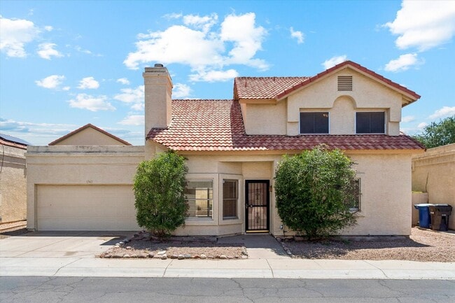 Photo - 1743 E Tara Dr House