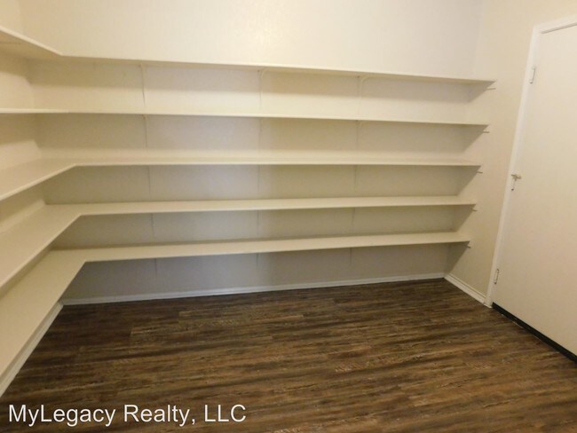 Building Photo - 3 br, 2.5 bath House - 2537 Sunbird Lake