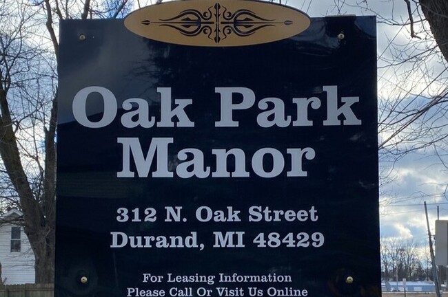 NOW LEASING 1 AND 2 BEDROOMS - Oak Park Manor