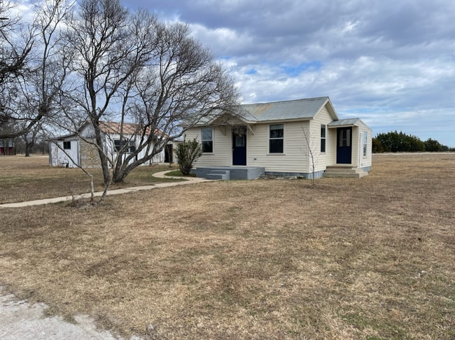 Building Photo - 6990 FM 932