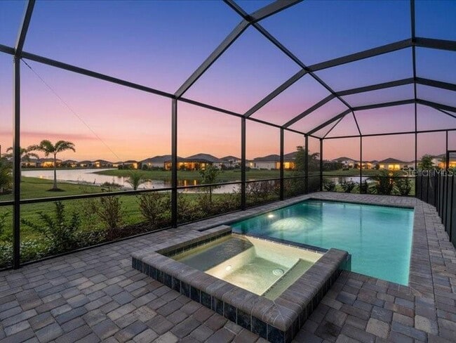 Foto del edificio - 15254 Sea Salt Wy